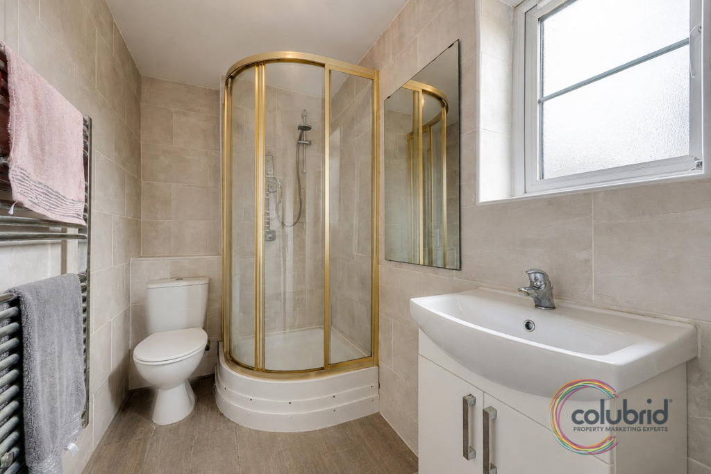 Apartment in Basildon, Vange - View 5