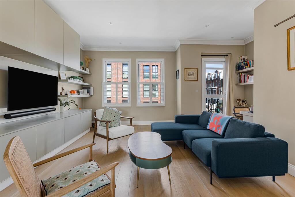 Apartment in London - View 3
