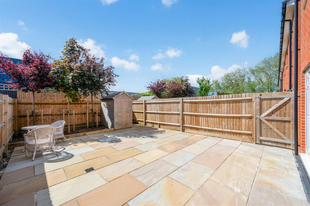 House in Chichester, Oving - View 2