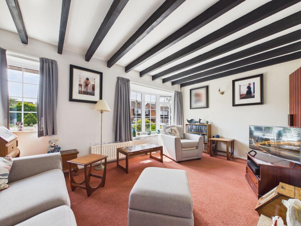 House in Newport - View 3