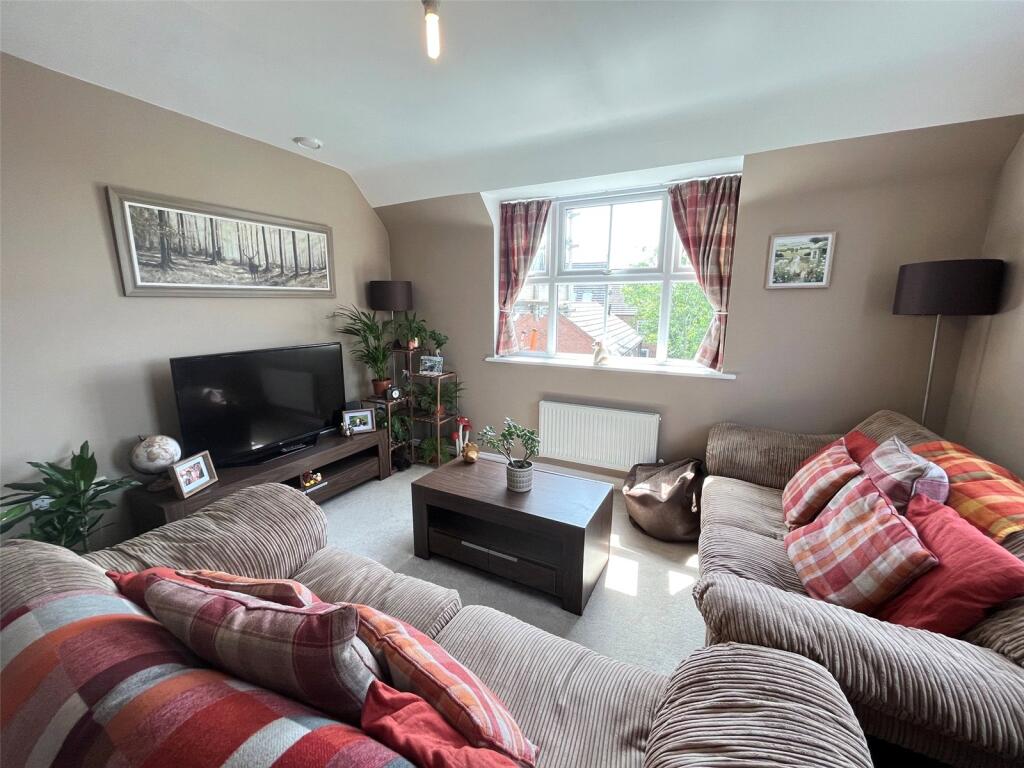 Apartment in Daventry, Middlemore - View 2