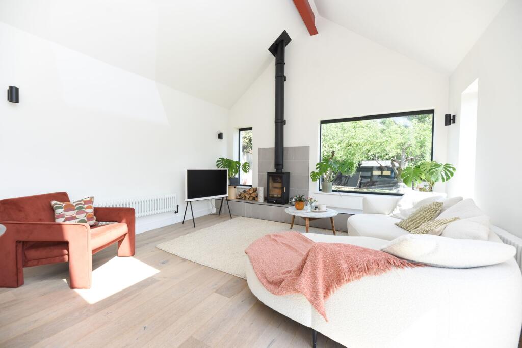 House in Huntingdonshire, Oxmoor, Huntingdon - View 2