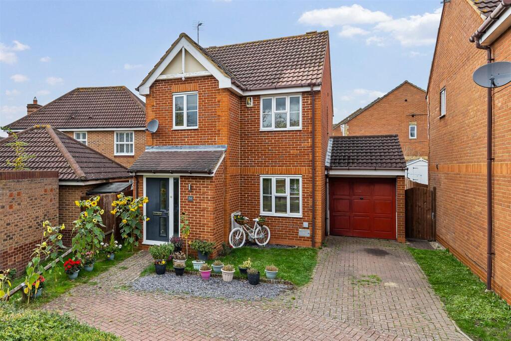 Main image of property: Hartland Avenue, Tattenhoe, Milton Keynes