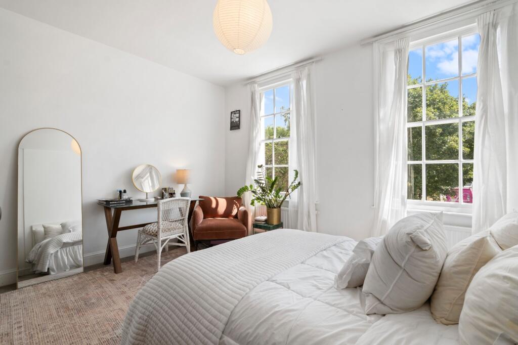 House in London - View 4