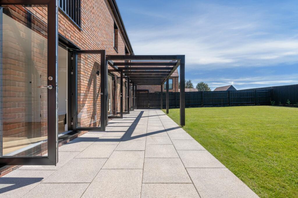 House in Guildford - View 3