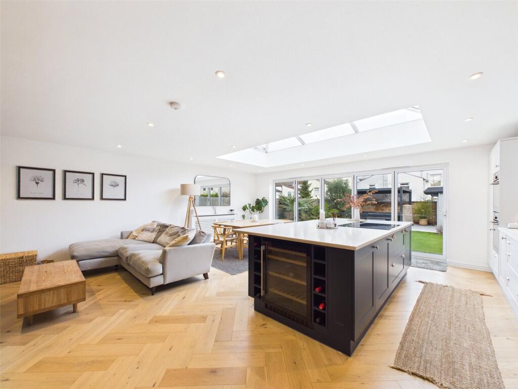 Eldon Road, Cheltenham, Gloucestershire, GL52 photo 2