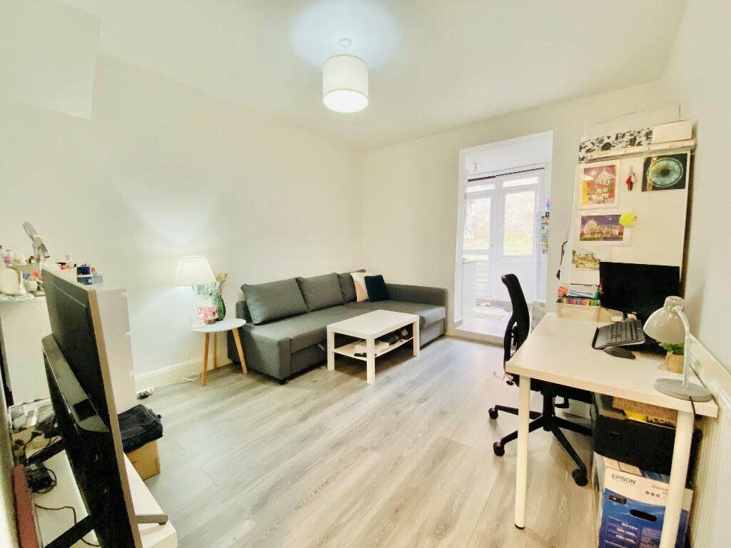 Main image of property: East Barnet Road, East Barnet, EN4