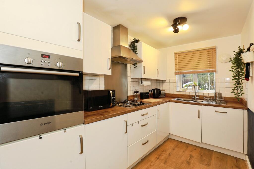 Flint Street, Weston Coyney, Stoke-on-trent, ST3 photo 2