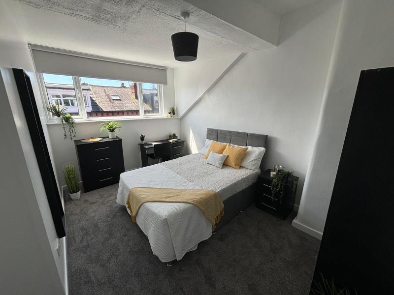 Main image of property: 4 Granby Grove, LS6 3BE