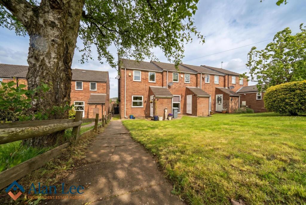 Main image of property: Tarn Mount, Macclesfield, SK11 7XX