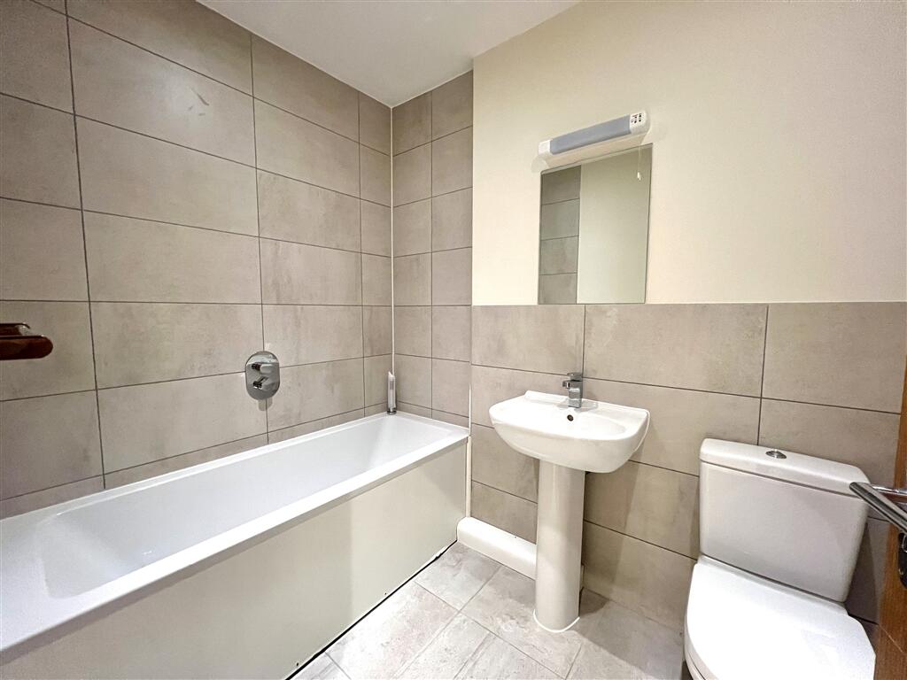 Apartment in Norwich, Lakenham - View 5