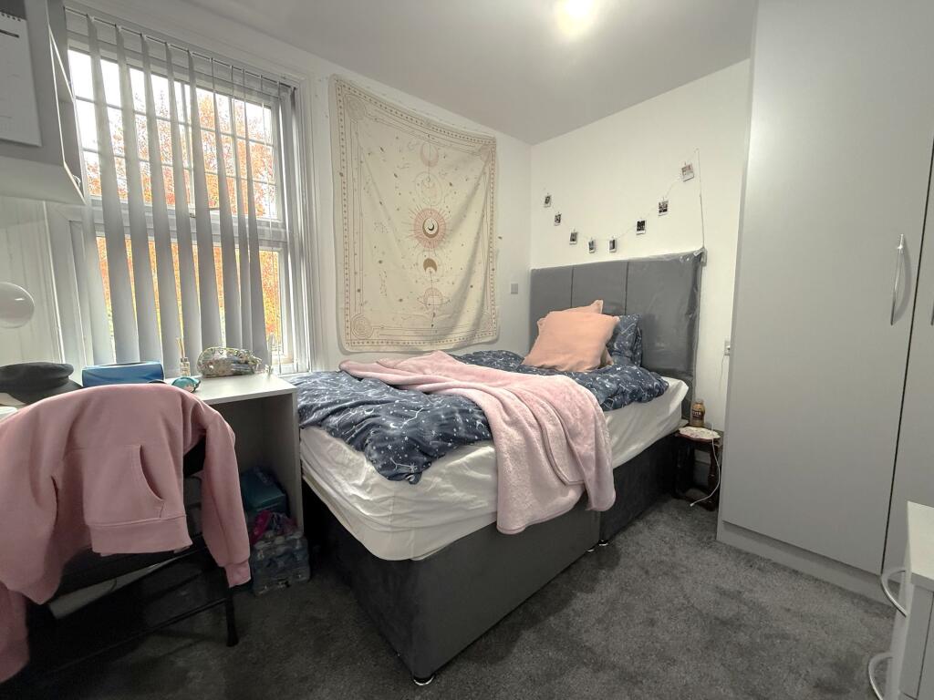 Main image of property: Room 4, Culver Road, Reading, RG6