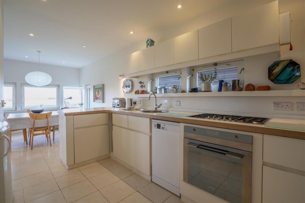 Ferry Road, Southwold photo 4