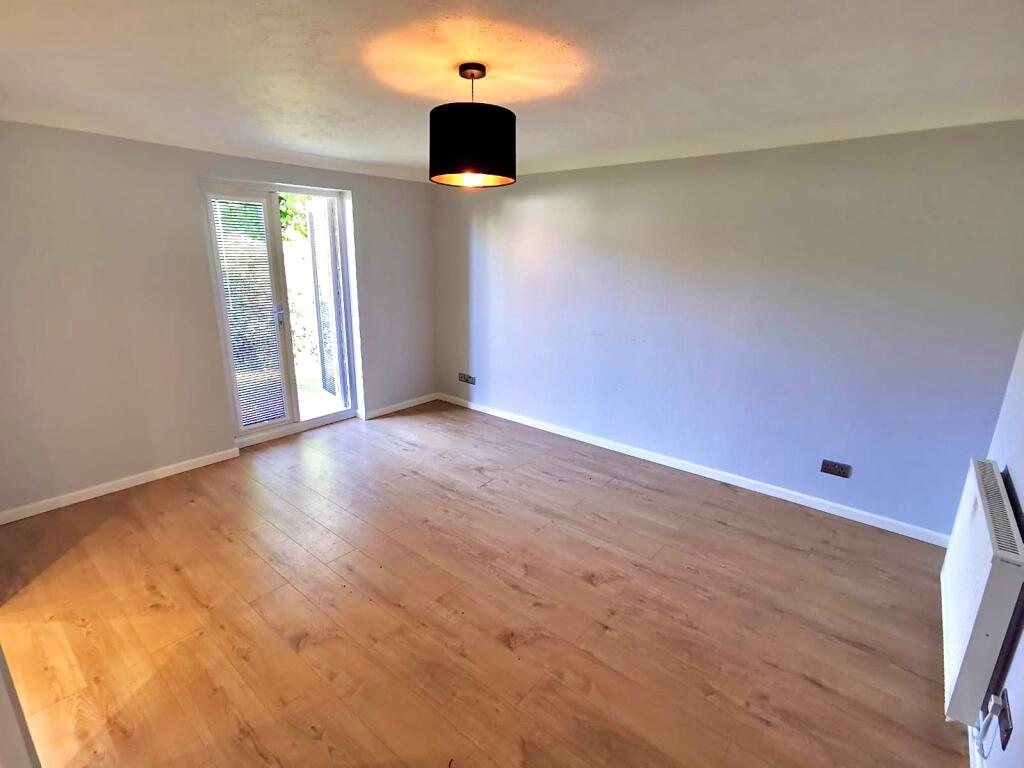 Apartment in Southampton - View 4