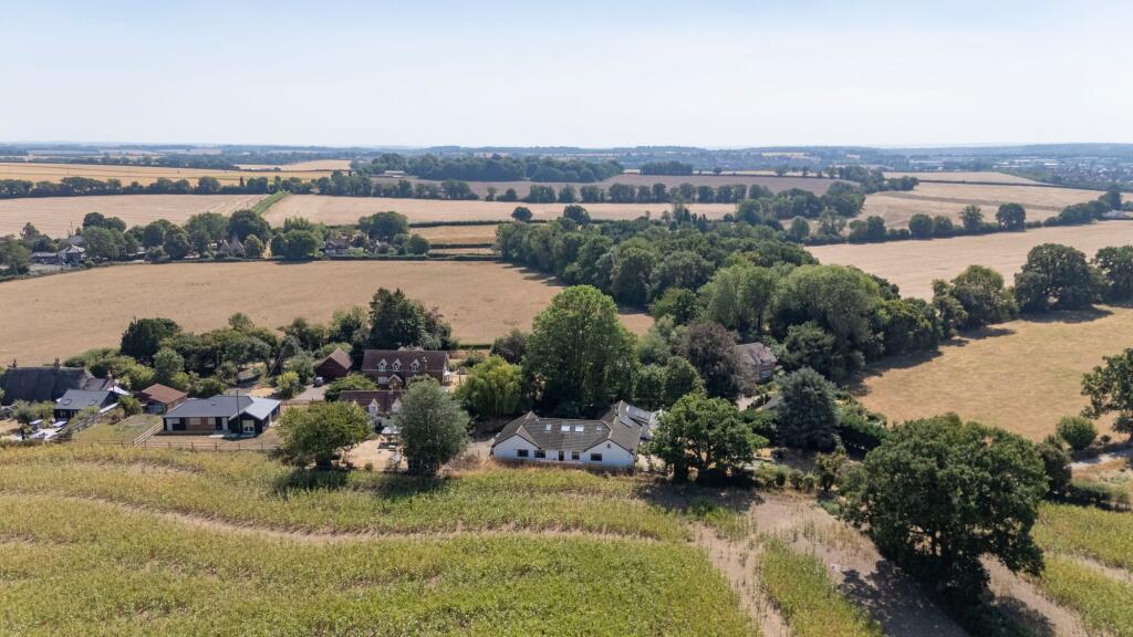 House in Salisbury - View 3