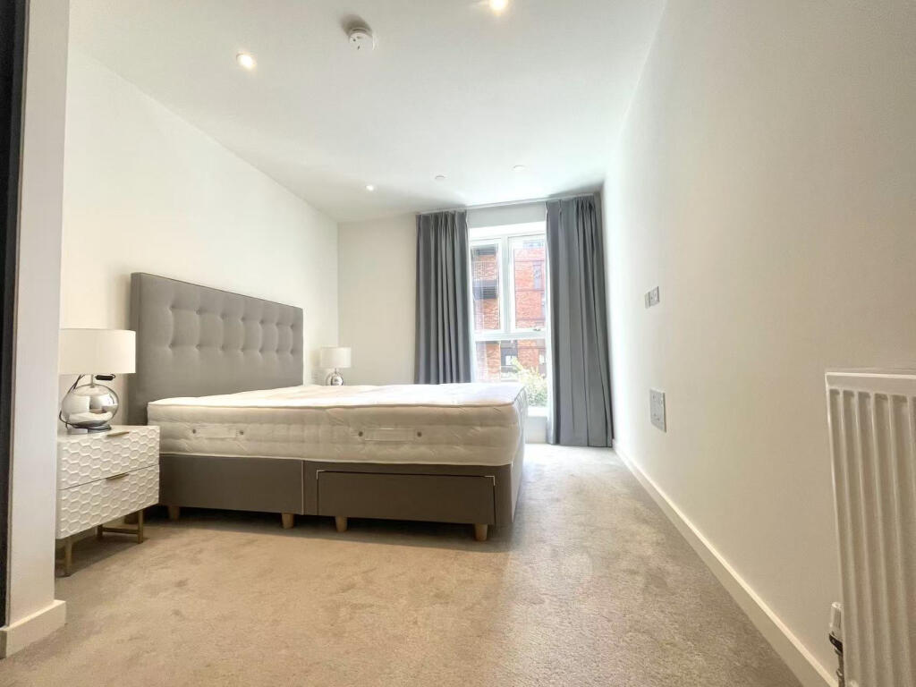Apartment in London - View 5