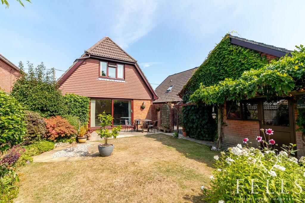 House in Ringwood - View 4