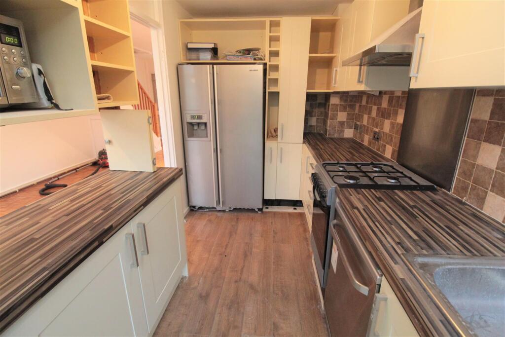 House in Kingston upon Thames - View 4