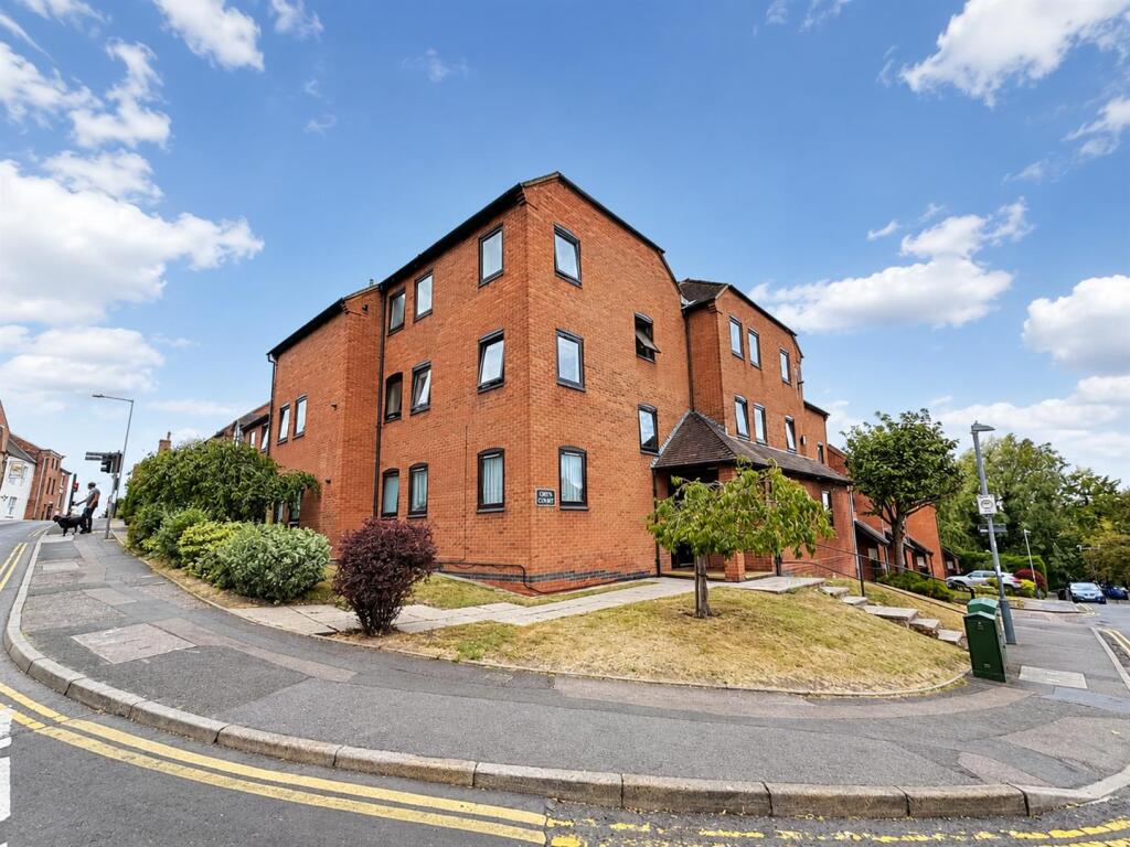 Apartment in Coventry
