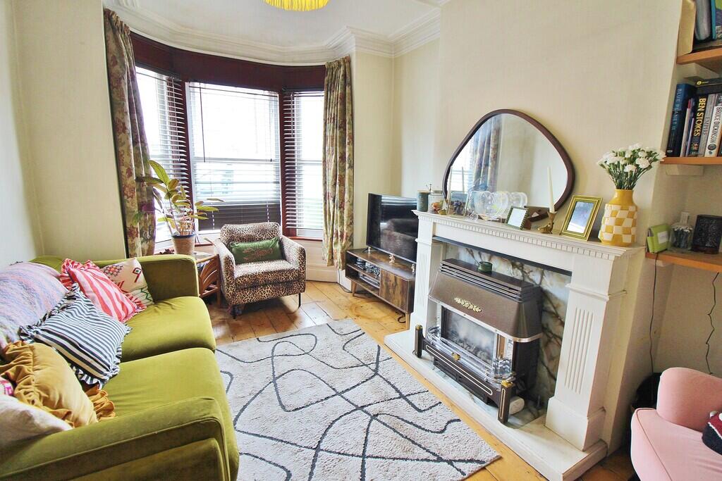 House in Portsmouth - View 2