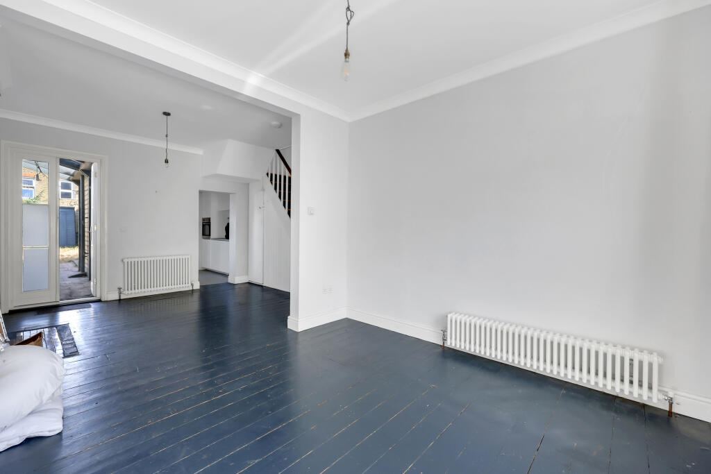House in London, Beckton - View 5