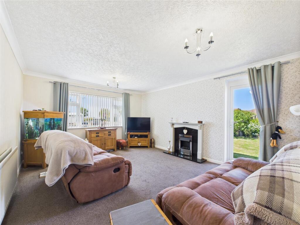 South Road, Sutton-On-Sea photo 2