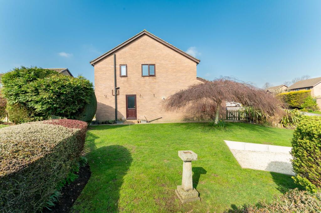 Psalters Drive, Oxspring, S36 photo 4