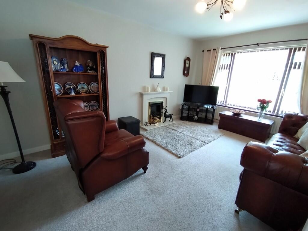 Tollgate Close, Talke, Stoke-on-Trent photo 3