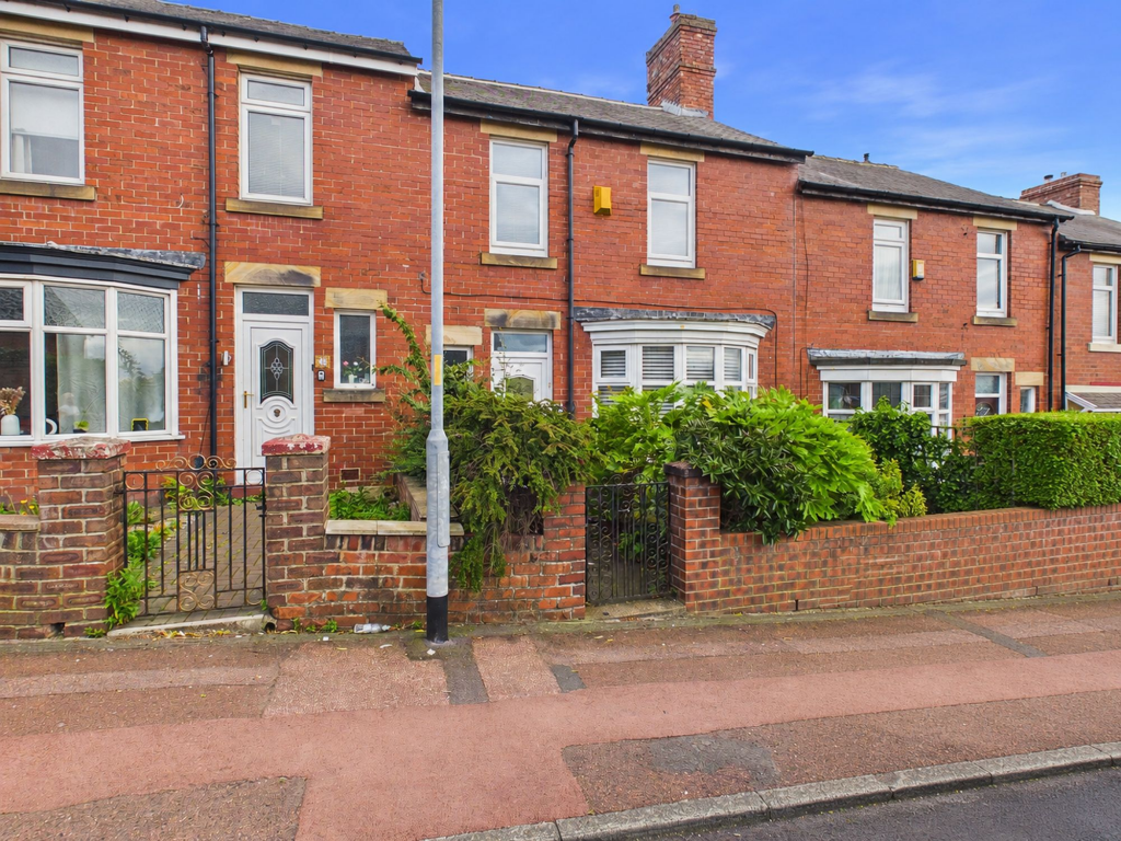 3-bed terraced on Holyoake Gardens, Low Fell, NE9, £170,000