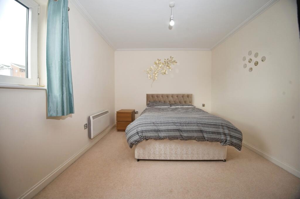 Apartment in Cardiff - More