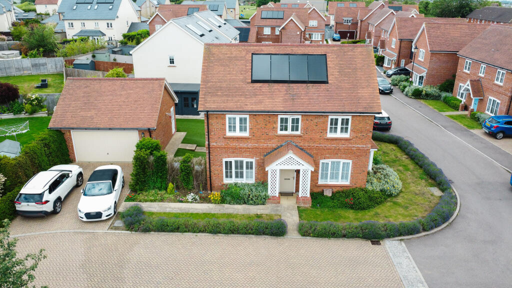 House in Meppershall, Central Bedfordshire