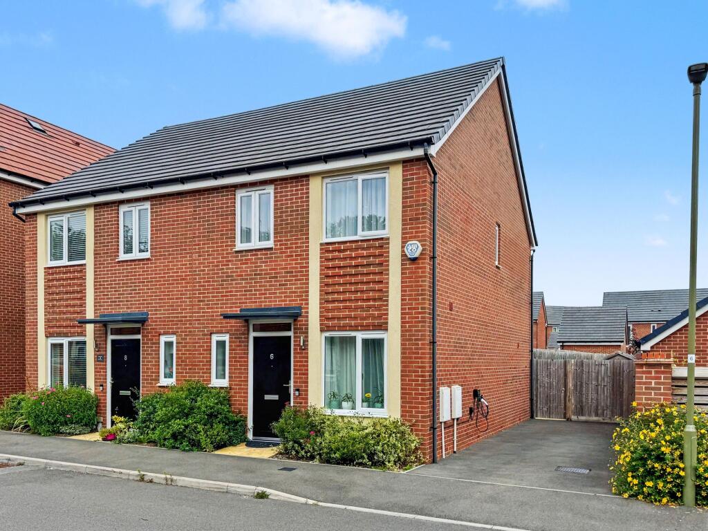 House in Vale of White Horse, Wantage