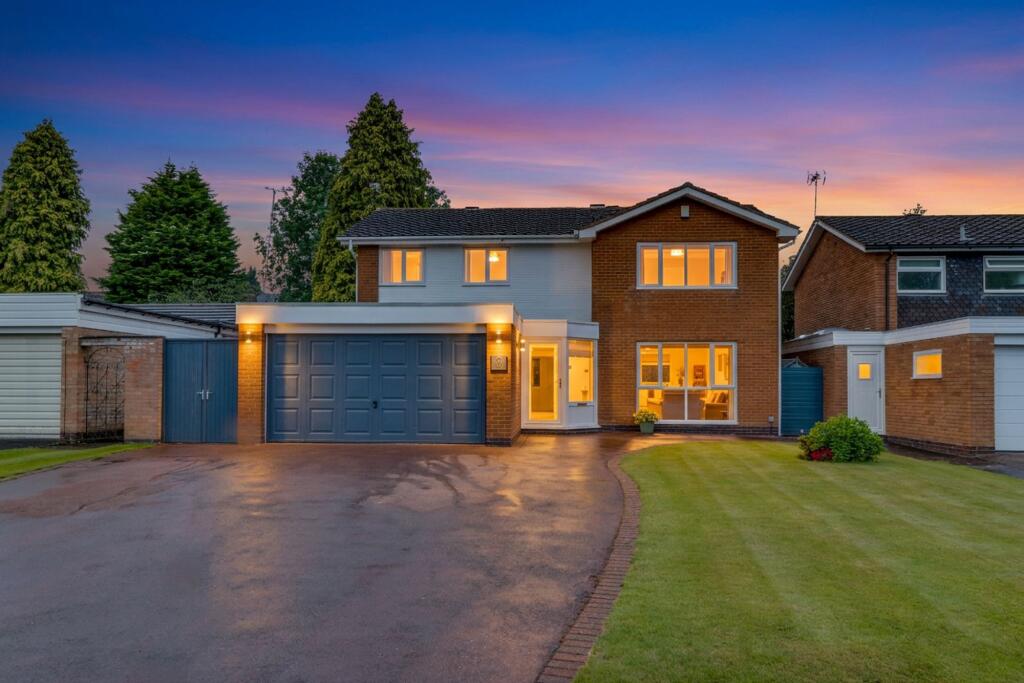 Main image of property: White House Close, Solihull, B91