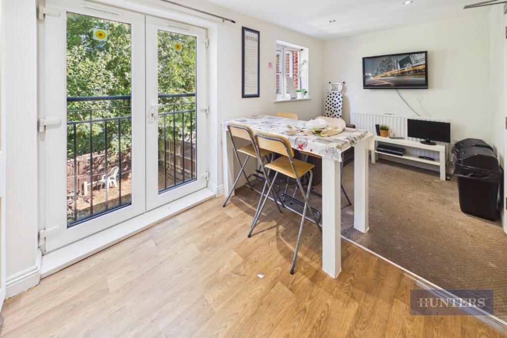 House in Eastleigh, Middle Stoneham - View 2