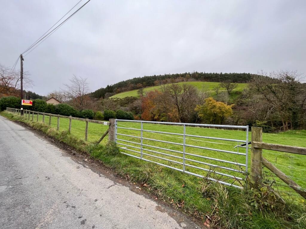 Studio other on Llanafan , Aberystwyth, SY23, £75,000