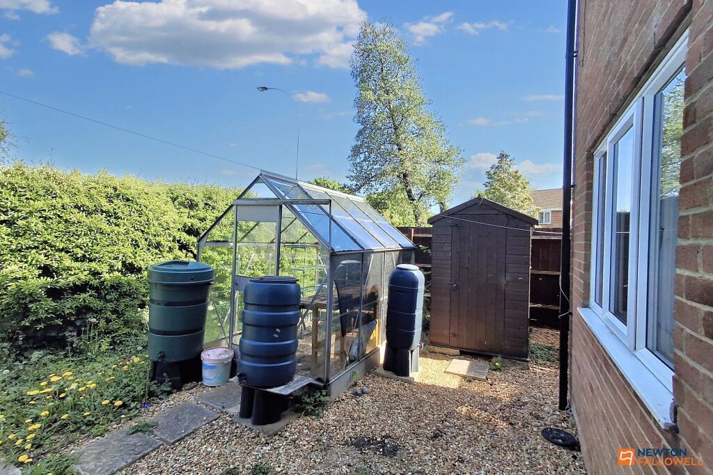 Somerville, Werrington, Peterborough, PE4 photo 2