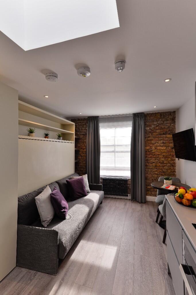 Studio flat for rent