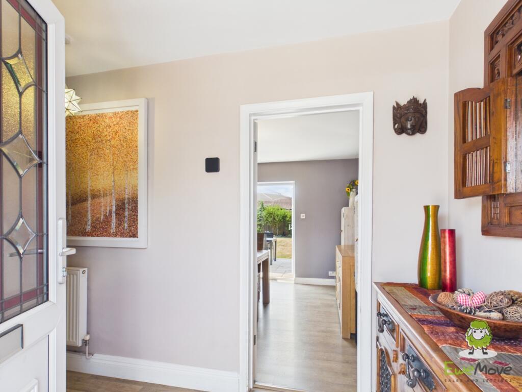 House in Basingstoke and Deane, Basingstoke - View 2