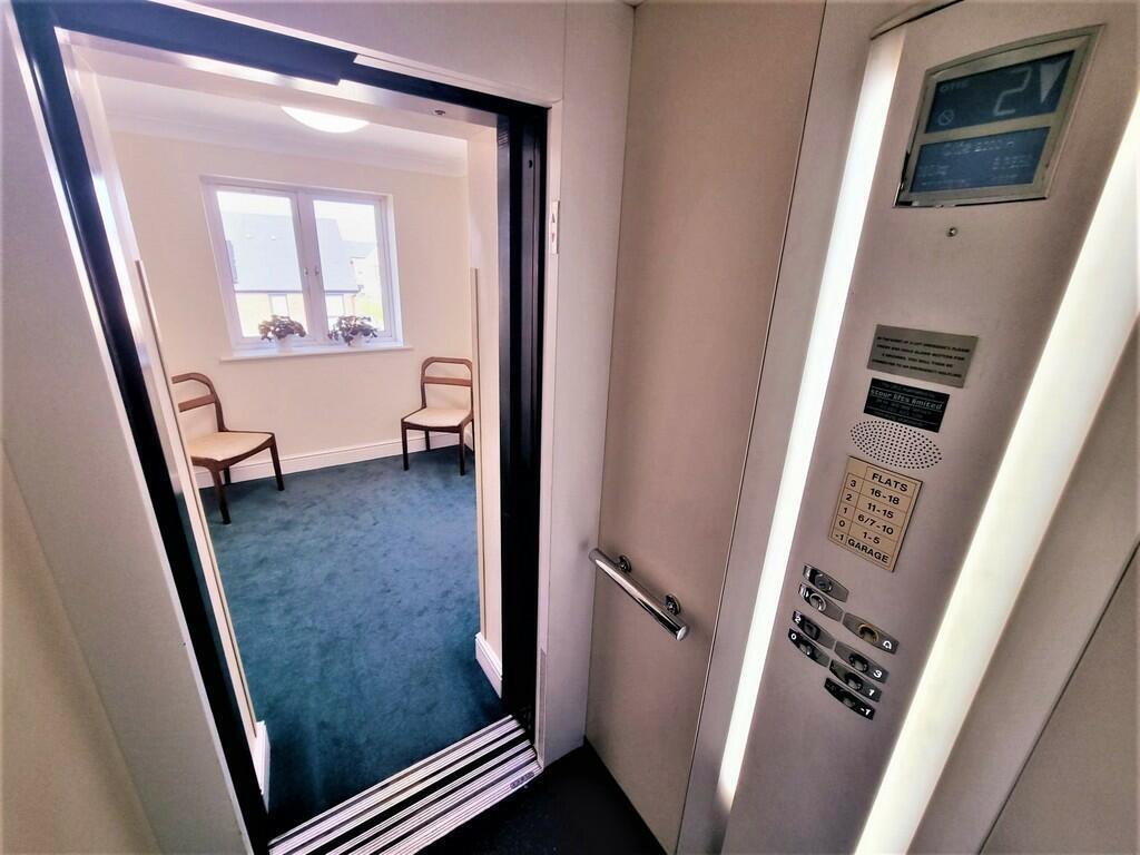 Apartment in Gosport, Lee-on-the-Solent - More