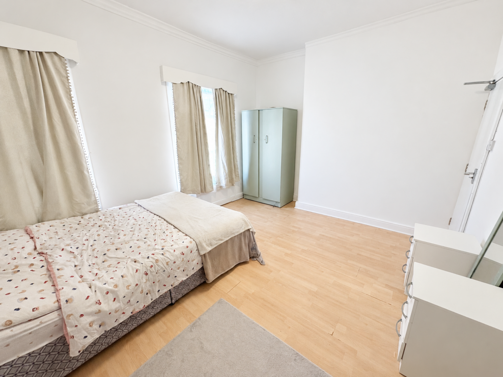 Main image of property: Room 2, Romney Street, Salford, M6