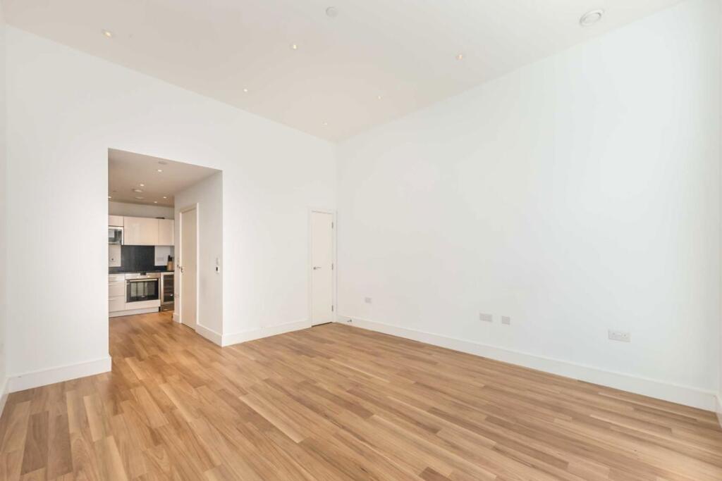 Main image of property: Queensland Road, Islington