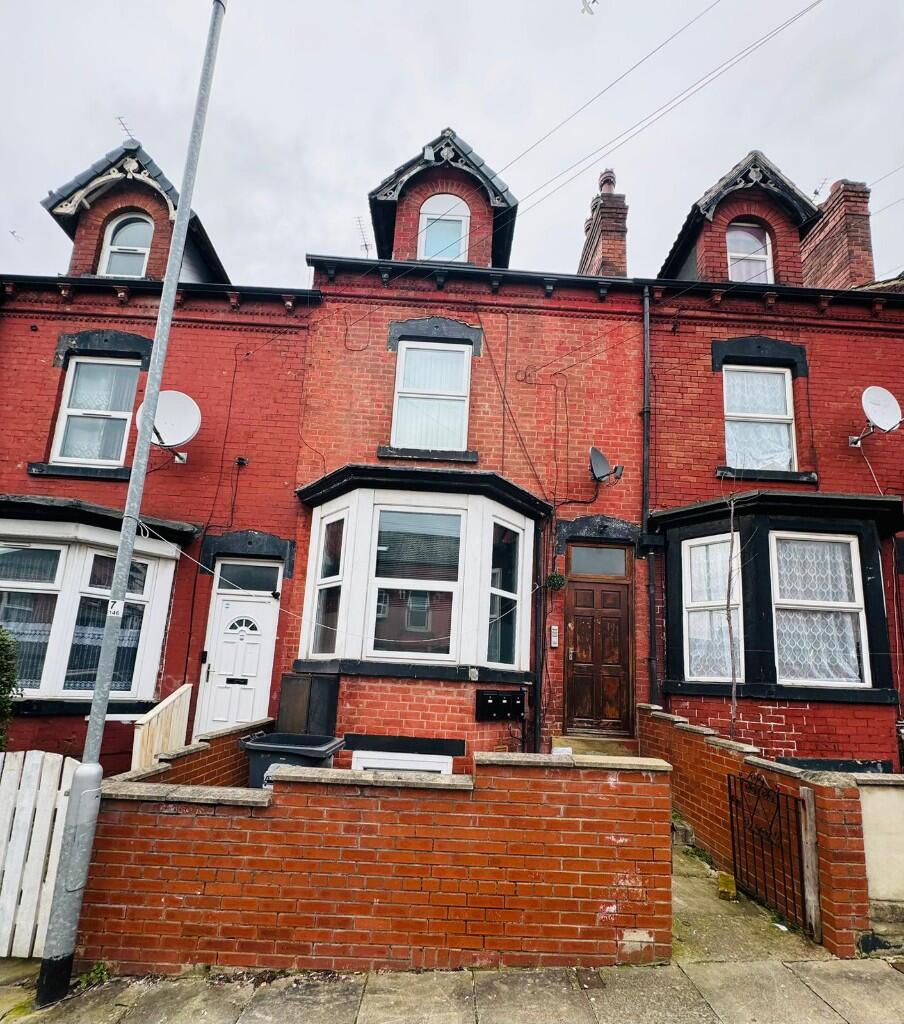 Main image of property: Elford Grove, Leeds, West Yorkshire, LS8