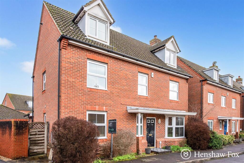 Main image of property: Harris Way, North Baddesley, Hampshire