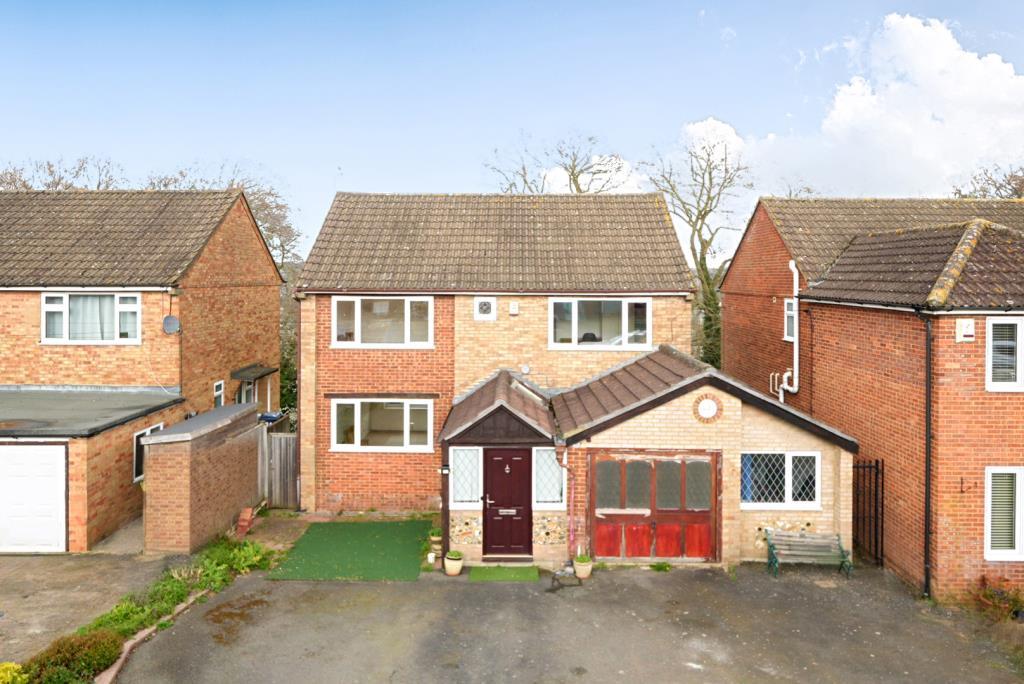 Main image of property: High Wycombe,  Poets Corner, Buckinghamshire, HP11