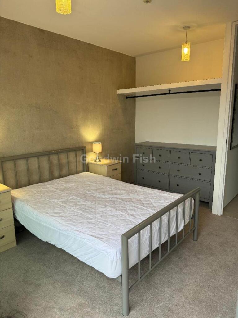 Apartment in Manchester, Greater Manchester - View 3