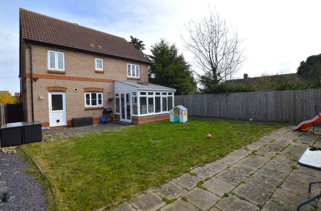 Main image of property: Parrish Close, Marston Moretaine