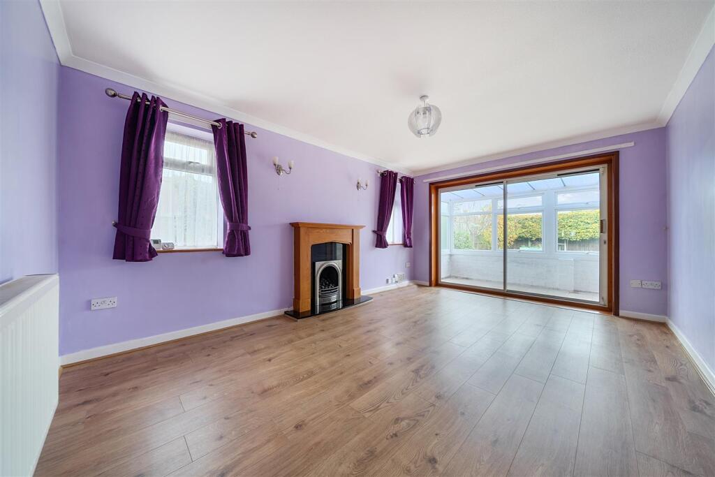 House in Havant, Wecock - View 5