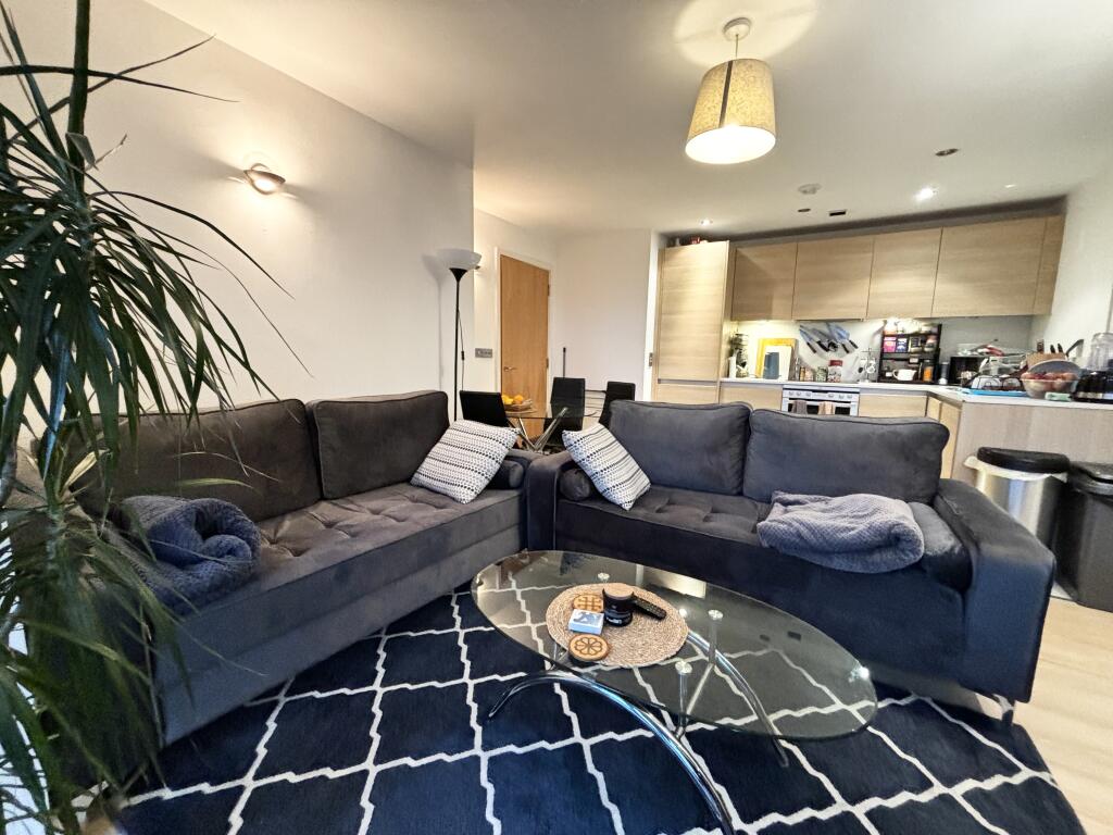 Apartment in Manchester - View 4