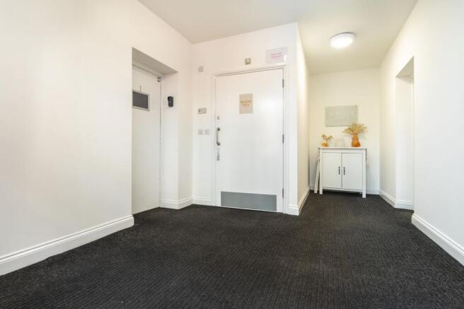 Commercial Entrance Lobby