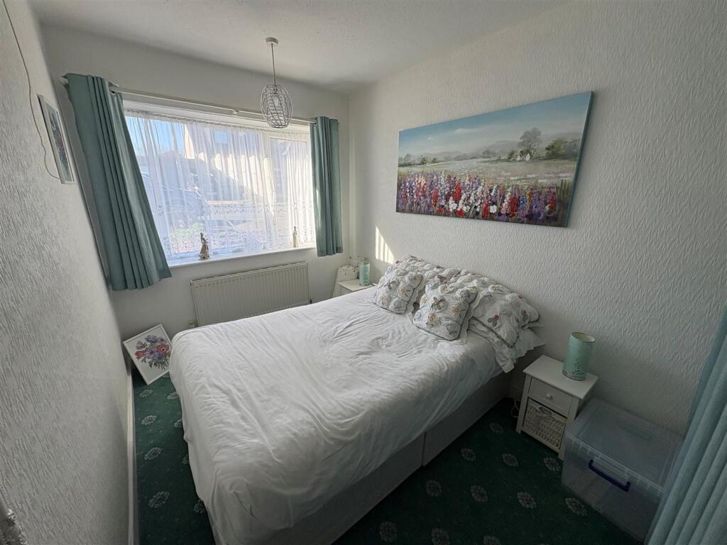 Additional image 12 of Highgate Grove, Clayton Heights, Bradford